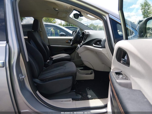 45380118 :رقم المزاد ، 2C4RC1DG0HR507994 vin ، 2017 Chrysler Pacifica Touring مزاد بيع
