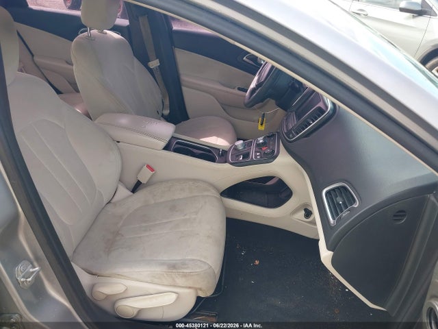 Продаж на аукціоні авто 2016 Chrysler 200 Limited, vin: 1C3CCCAB3GN169727, номер лоту: 45380121