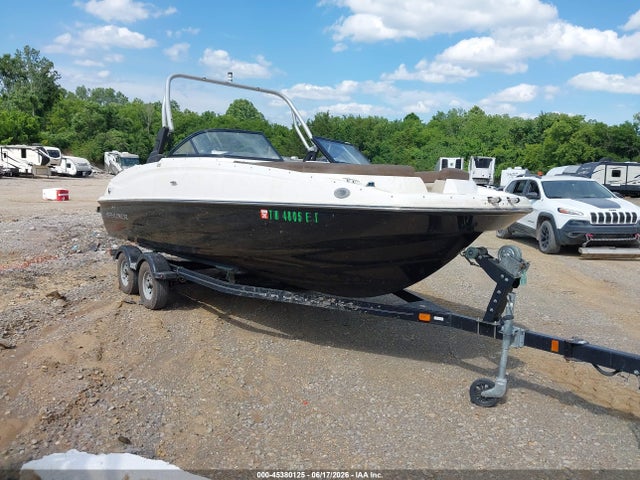 Продаж на аукціоні авто 2016 Bayliner Other, vin: BLBX1143E516, номер лоту: 45380125