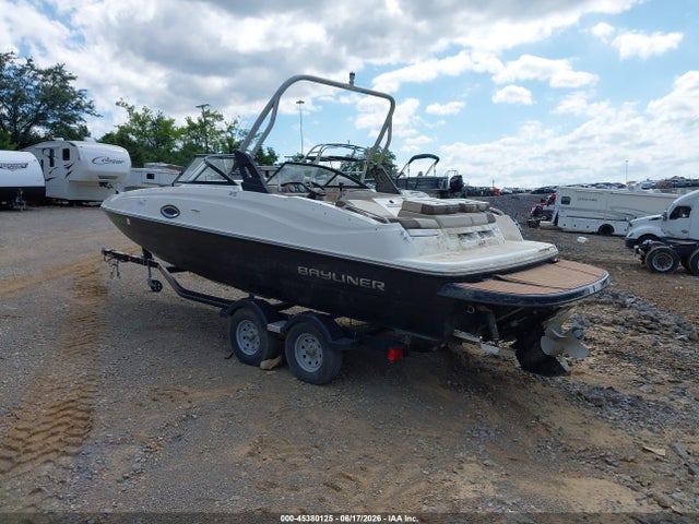 Продажа на аукционе авто 2016 Bayliner Other, vin: BLBX1143E516, номер лота: 45380125