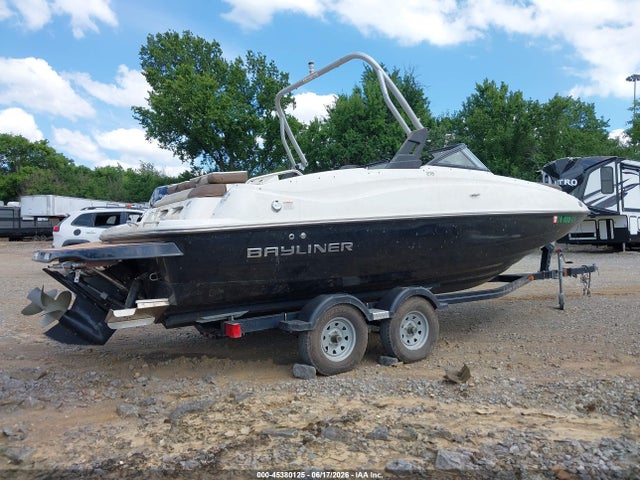 Продажа на аукционе авто 2016 Bayliner Other, vin: BLBX1143E516, номер лота: 45380125