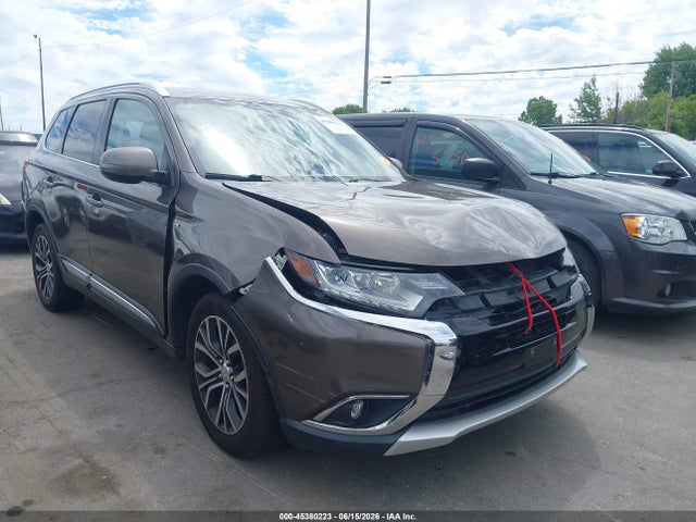 Продаж на аукціоні авто 2017 Mitsubishi Outlander Gt, vin: JA4JZ4AX3HZ031161, номер лоту: 45380223