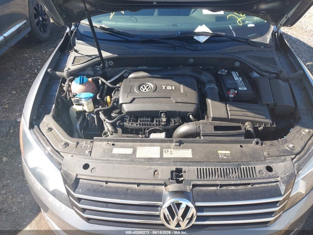 2015 Volkswagen Passat 1.8t S მანქანა იყიდება აუქციონზე, vin: 1VWAT7A39FC041731, აუქციონის ნომერი: 45380272