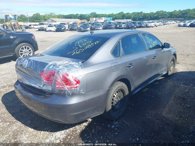 2015 Volkswagen Passat 1.8t S მანქანა იყიდება აუქციონზე, vin: 1VWAT7A39FC041731, აუქციონის ნომერი: 45380272