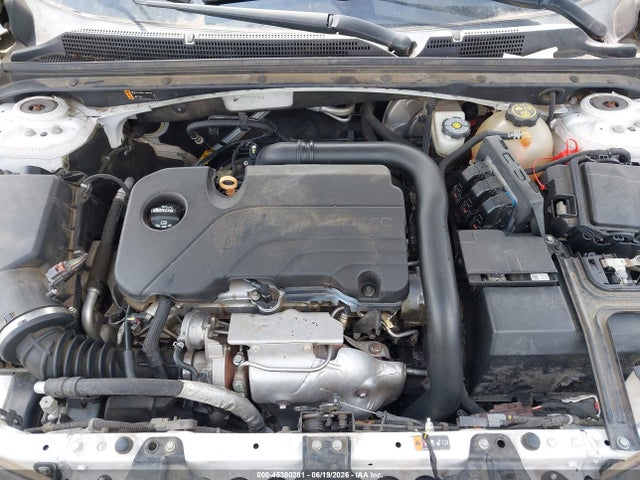 1G1ZE5ST7HF242492 Chevrolet MALIBU 1LT