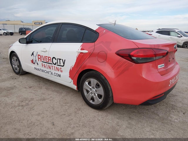 KIA FORTE LX 2018 3KPFK4A71JE240724 Image 3