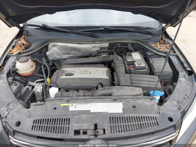 Aukcja sprzedaży 2017 Volkswagen Tiguan 2.0t/2.0t S, vin: WVGBV7AX3HK052782, numer aukcji: 45380372