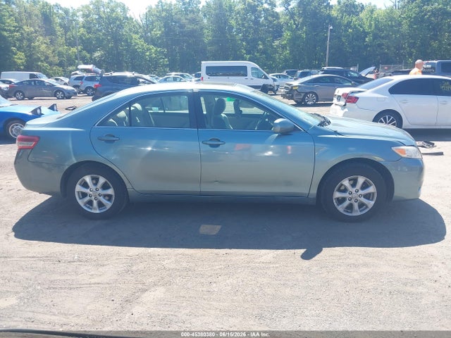 45380380 :رقم المزاد ، 4T1BF3EK9BU595960 vin ، 2011 Toyota Camry Le مزاد بيع