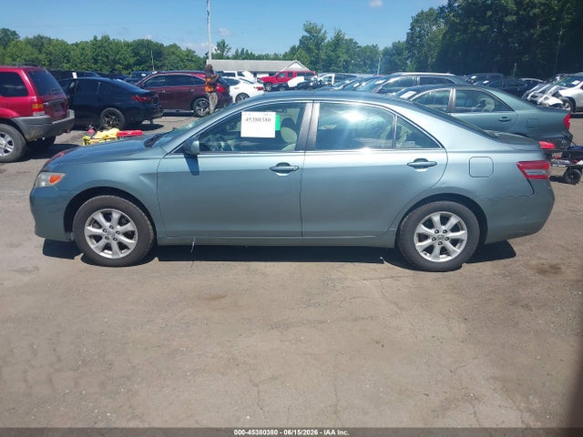 45380380 :رقم المزاد ، 4T1BF3EK9BU595960 vin ، 2011 Toyota Camry Le مزاد بيع