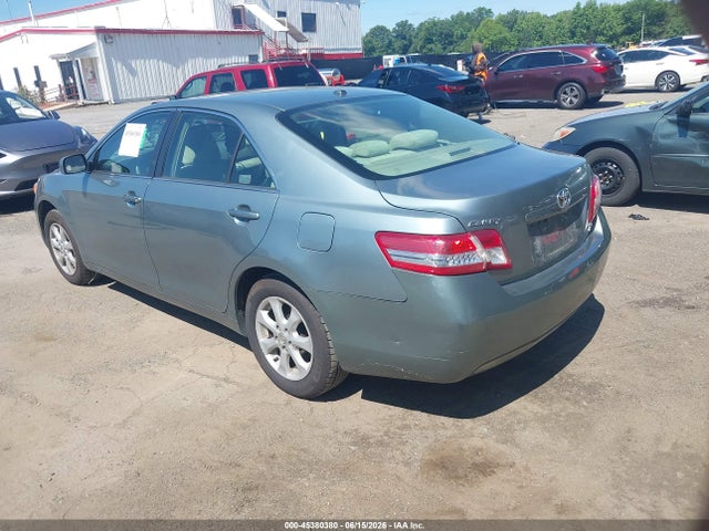 45380380 :رقم المزاد ، 4T1BF3EK9BU595960 vin ، 2011 Toyota Camry Le مزاد بيع