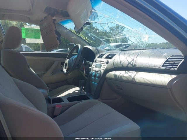45380380 :رقم المزاد ، 4T1BF3EK9BU595960 vin ، 2011 Toyota Camry Le مزاد بيع