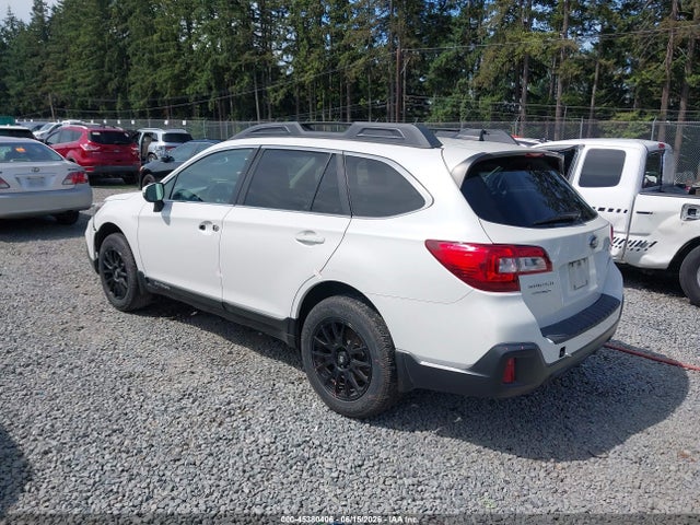 Subaru Outback 2.5i Premium 2018 4S4BSAFC5J3294159 Image 3
