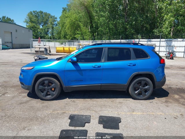 Продаж на аукціоні авто 2018 Jeep Cherokee Latitude Fwd, vin: 1C4PJLCB0JD595646, номер лоту: 45380417