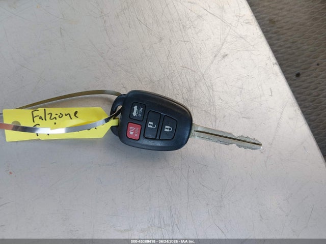 Aukcja sprzedaży 2016 Toyota Corolla Le, vin: 5YFBURHE7GP527583, numer aukcji: 45380418