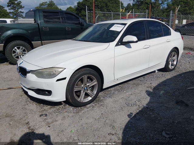 45380425 :رقم المزاد ، WBA3A5C51FF610877 vin ، 2015 Bmw 328i مزاد بيع