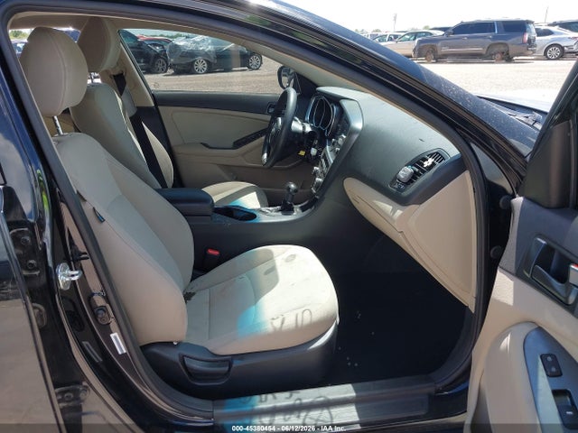 Auction sale of the 2015 Kia Optima Lx, vin: 5XXGM4A70FG366845, lot number: 45380454