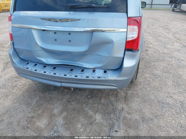 45380518 :رقم المزاد ، 2C4RC1BG8DR708930 vin ، 2013 Chrysler Town & Country Touring مزاد بيع