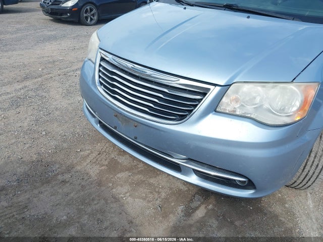 45380518 :رقم المزاد ، 2C4RC1BG8DR708930 vin ، 2013 Chrysler Town & Country Touring مزاد بيع