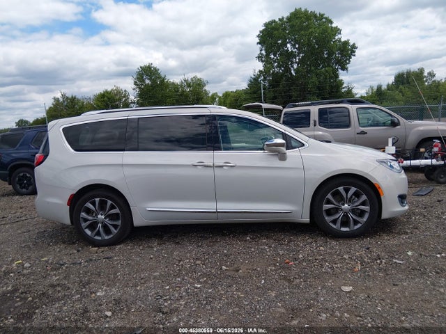 45380559 :رقم المزاد ، 2C4RC1GG2LR140830 vin ، 2020 Chrysler Pacifica Limited مزاد بيع