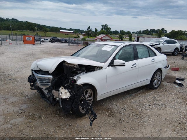 2013 Mercedes-benz C 250 Luxury მანქანა იყიდება აუქციონზე, vin: WDDGF4HB9DR281183, აუქციონის ნომერი: 45380601