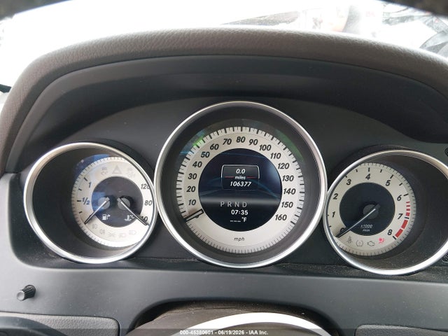2013 Mercedes-benz C 250 Luxury მანქანა იყიდება აუქციონზე, vin: WDDGF4HB9DR281183, აუქციონის ნომერი: 45380601