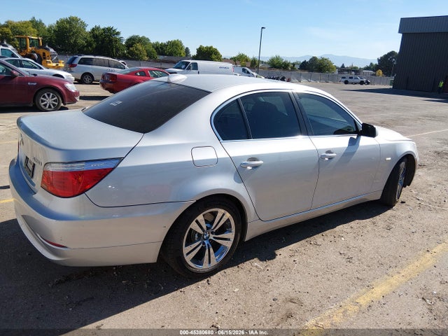 2008 Bmw 528i მანქანა იყიდება აუქციონზე, vin: WBANU53508C114621, აუქციონის ნომერი: 45380680
