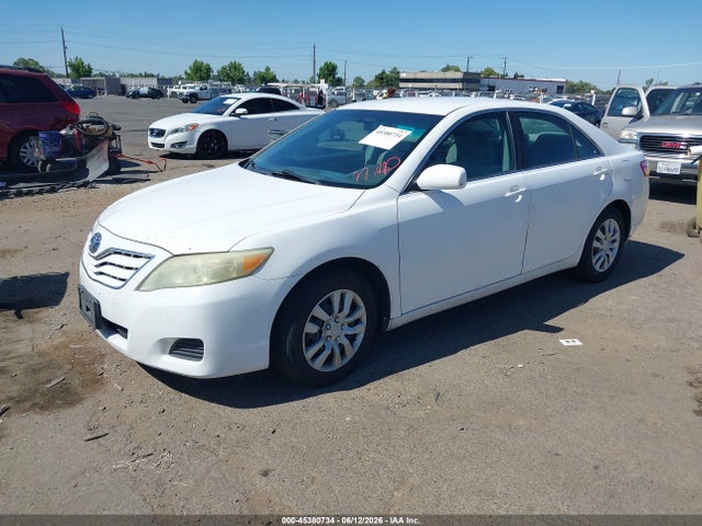 2010 Toyota Camry Le მანქანა იყიდება აუქციონზე, vin: 4T1BF3EK9AU544327, აუქციონის ნომერი: 45380734