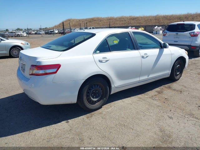 2010 Toyota Camry Le მანქანა იყიდება აუქციონზე, vin: 4T1BF3EK9AU544327, აუქციონის ნომერი: 45380734