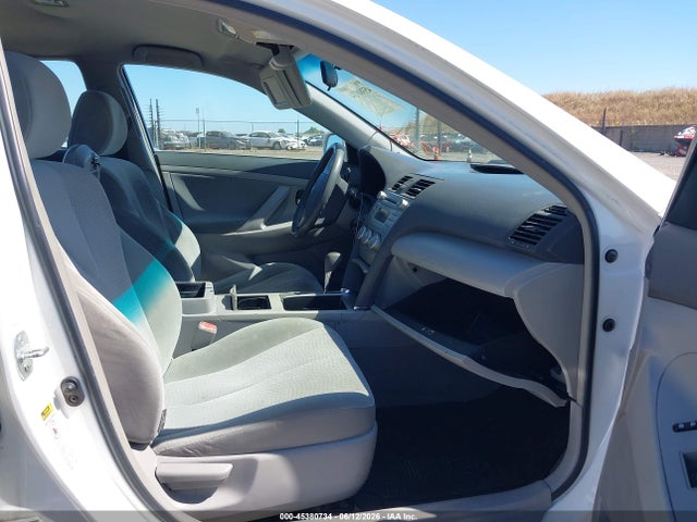 2010 Toyota Camry Le მანქანა იყიდება აუქციონზე, vin: 4T1BF3EK9AU544327, აუქციონის ნომერი: 45380734