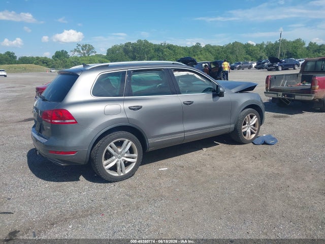 2013 Volkswagen Touareg Tdi Executive მანქანა იყიდება აუქციონზე, vin: WVGEP9BP4DD012209, აუქციონის ნომერი: 45380774