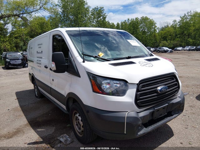 45380826 :رقم المزاد ، 1FTBW1YM3JKB11166 vin ، 2018 Ford Transit-350 مزاد بيع