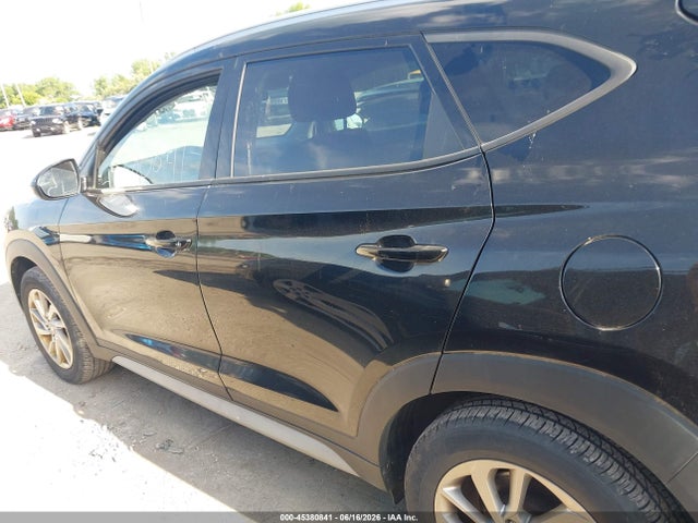 Продажа на аукционе авто 2017 Hyundai Tucson Se, vin: KM8J3CA40HU427936, номер лота: 45380841