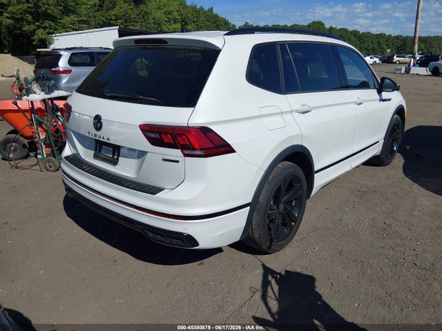 45380879 :رقم المزاد ، 3VV8B7AX1PM086123 vin ، 2023 Volkswagen Tiguan 2.0t Se R-line Black مزاد بيع