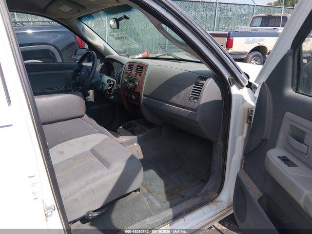 45380882 :رقم المزاد ، 1D7HW48N35S298019 vin ، 2005 Dodge Dakota Slt مزاد بيع