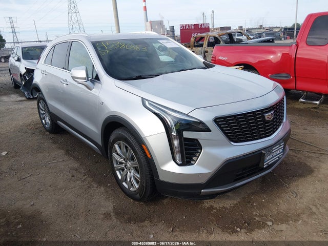 45380883 :رقم المزاد ، 1GYFZDR44NF131945 vin ، 2022 Cadillac Xt4 Awd Premium Luxury مزاد بيع
