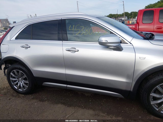 45380883 :رقم المزاد ، 1GYFZDR44NF131945 vin ، 2022 Cadillac Xt4 Awd Premium Luxury مزاد بيع