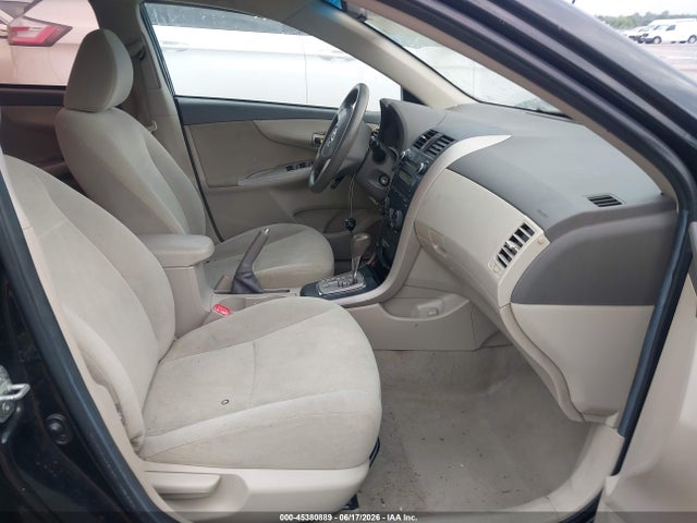 45380889 :رقم المزاد ، 1NXBU4EE8AZ356016 vin ، 2010 Toyota Corolla Le مزاد بيع