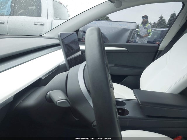 Продаж на аукціоні авто 2023 Tesla Model Y Awd/long Range Dual Motor All-wheel Drive, vin: 7SAYGDEE3PF868339, номер лоту: 45380960