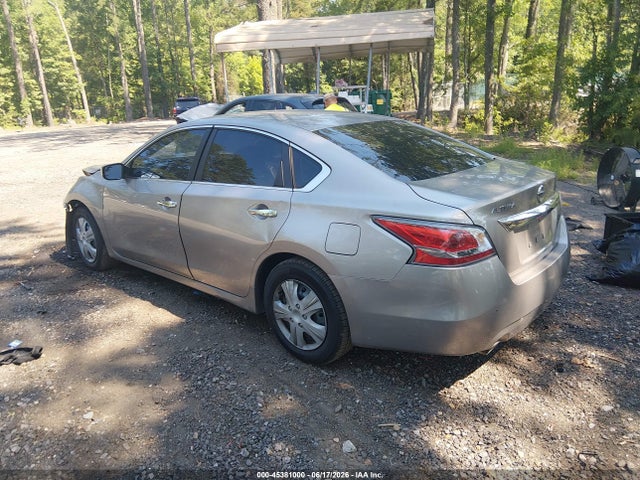 Auction sale of the 2015 Nissan Altima 2.5, vin: 1N4AL3AP4FC126559, lot number: 45381000