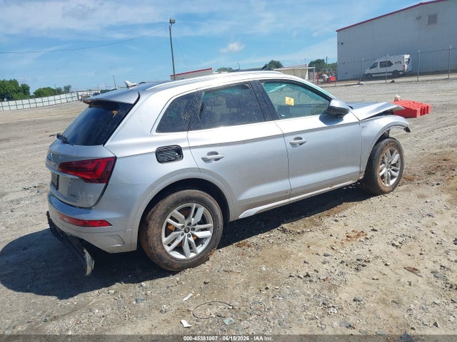 2022 Audi Q5 Premium 45 Tfsi S Line Quattro S Tronic მანქანა იყიდება აუქციონზე, vin: WA1GAAFY2N2070247, აუქციონის ნომერი: 45381007