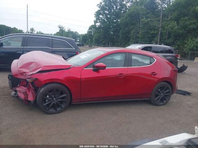 Продаж на аукціоні авто 2019 Mazda Mazda3 Premium Package, vin: JM1BPBNM8K1143836, номер лоту: 45381024