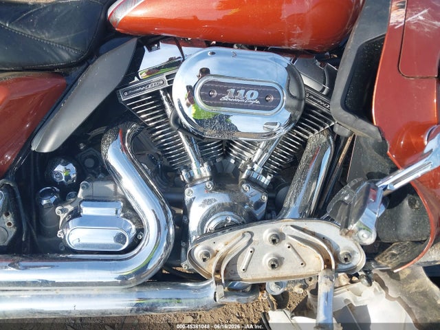 45381048 :رقم المزاد ، 1HD1TEN11EB957564 vin ، 2014 Harley-davidson Flhtkse Cvo Limited مزاد بيع
