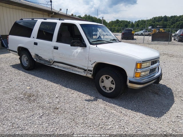 1999 Chevrolet Suburban Lt მანქანა იყიდება აუქციონზე, vin: 3GNEC16R0XG237433, აუქციონის ნომერი: 45381071