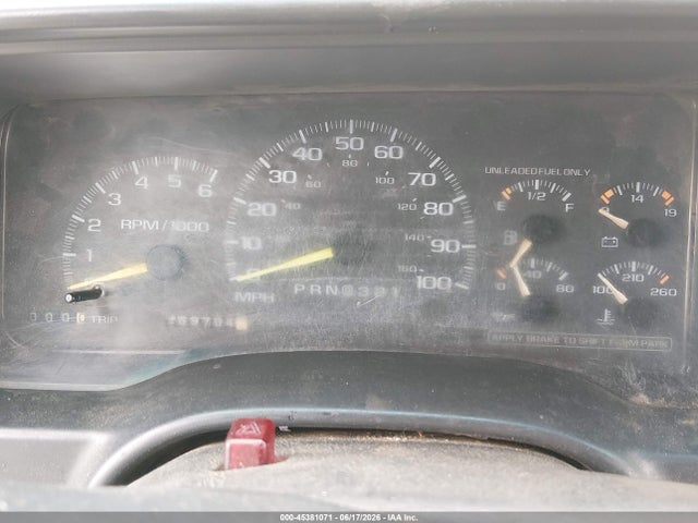 1999 Chevrolet Suburban Lt მანქანა იყიდება აუქციონზე, vin: 3GNEC16R0XG237433, აუქციონის ნომერი: 45381071