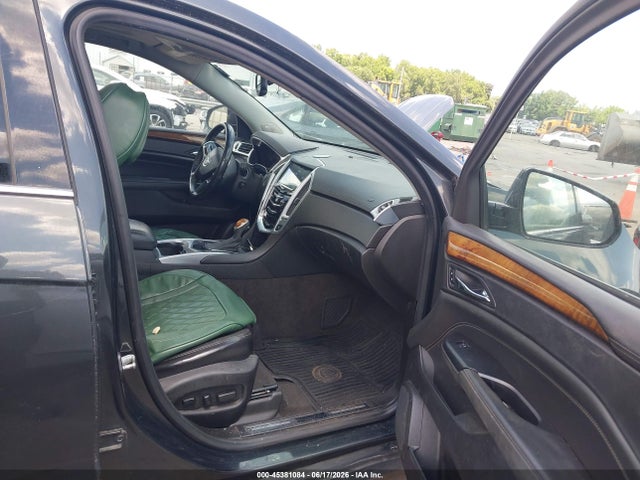 45381084 :رقم المزاد ، 3GYFNBE30ES614115 vin ، 2014 Cadillac Srx Luxury Collection مزاد بيع