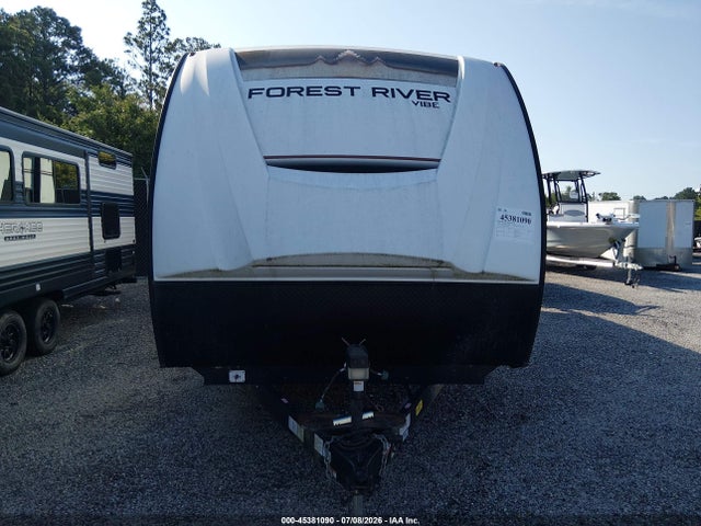 45381090 :رقم المزاد ، 4X4TVBB22K4114483 vin ، 2019 Forest River Travel Trailer Serie مزاد بيع