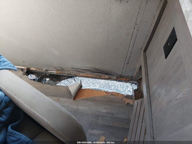 45381090 :رقم المزاد ، 4X4TVBB22K4114483 vin ، 2019 Forest River Travel Trailer Serie مزاد بيع