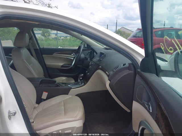 45381129 :رقم المزاد ، 2G4GS5ER1C9142201 vin ، 2012 Buick Regal Premium 1 مزاد بيع