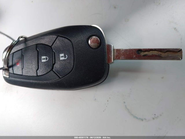 3GNCJKSB3LL209011 Chevrolet Trax Fwd Ls