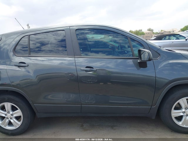 3GNCJKSB3LL209011 Chevrolet Trax Fwd Ls